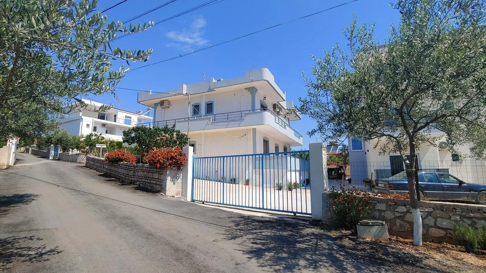 Villa Zeka Ксамил